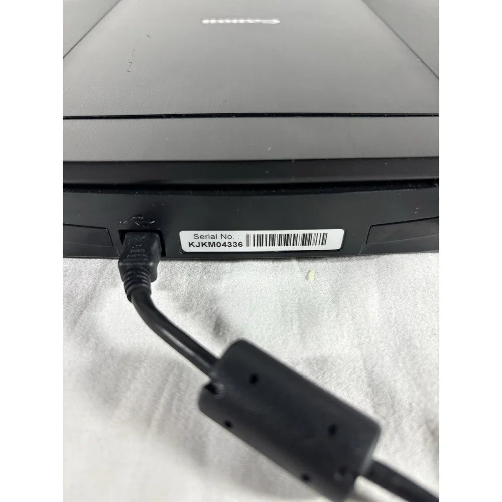 Canon CanoScan LiDE 220 USB Flatbed Scanner Black
